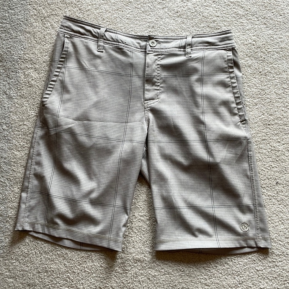 Hang Ten Men’s Stretch Shorts, Khaki, 30x9
